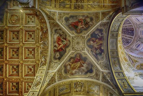 Intérieur de la Basilique Sainte-Marie-Majeure de Rome